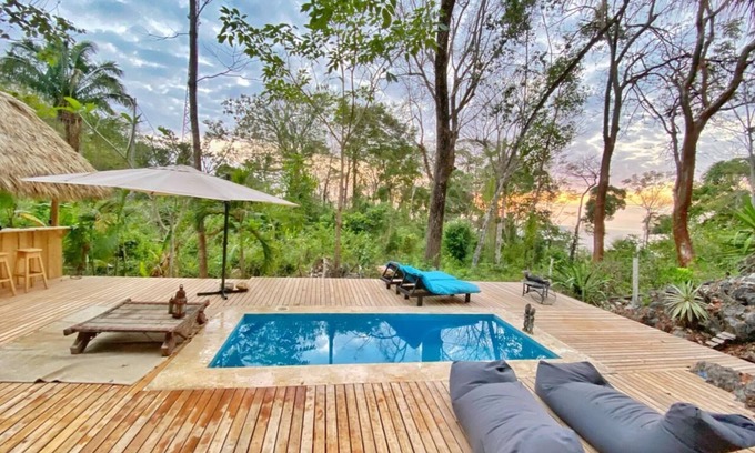 Santa Teresa Cabin | Stunning room Ocean view | Ac | Hot Water