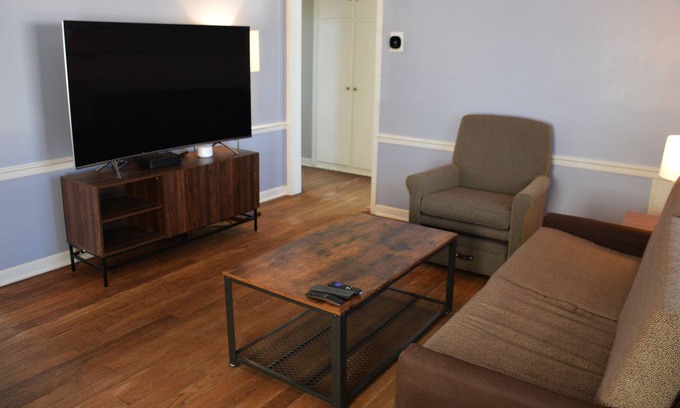 Royal Oak House | Stunning Royal Oak Townhouse