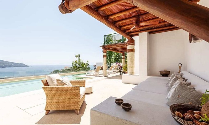 Ixtapa House | Stunning Sea View House with Spectacular Pool