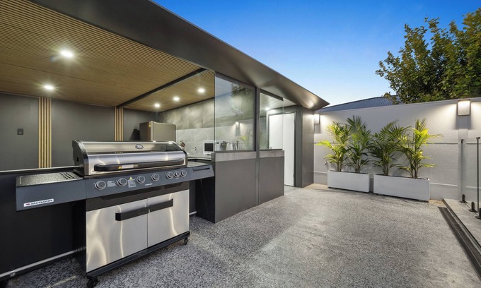 Greenacres House | Stunning, Sleeps 21, Luxury Retreat