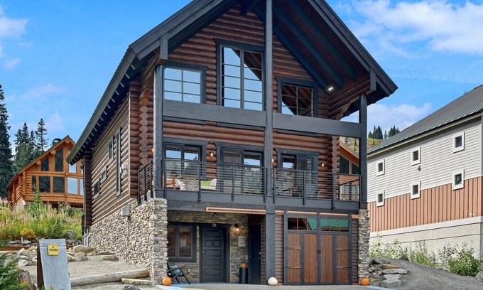 Snoqualmie Pass House | Stunning Snoqualmie West Cabin