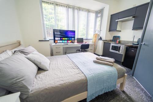 Selly Oak House | Stunning Studio in Birmingham