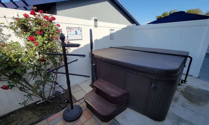 Rancho Bernardo Apartment | Stunning Studio w/Large Patio & Hot Tub - Suite A