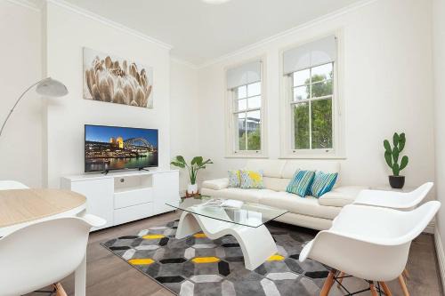 Millers Point Apartment | STUNNING SYDNEY HOME 1