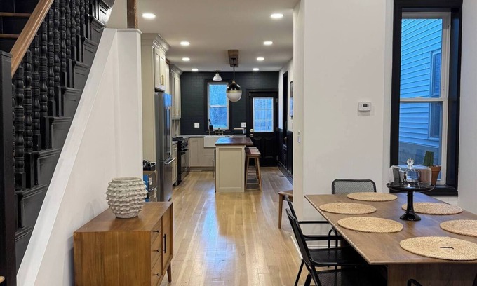 Brewerytown House | Stunning townhouse in Philadelphia with historical charm in Fairmount!
