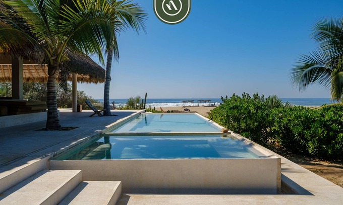 Santa Maria Tonameca Apartment | Stunning Two-bedroom Ocean View House - Mazul