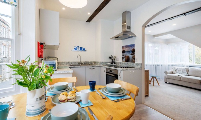 Mevagissey Villa | Stunning villa for 4 people with WIFI, TV and parking