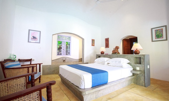 Midigama Villa | Stunning Villa in a Private Island with Outdoor Infinity Pool