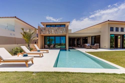 San Jose del Cabo Villa | Stunning Villa with private Pool, Jacuzzi and Ocean View
