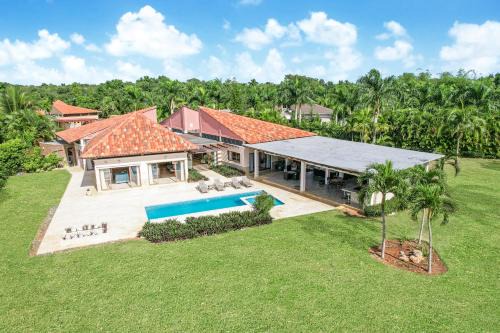 Casa de Campo Villa | Stunning Villa with Private Pool and Jacuzzi in Casa de Campo