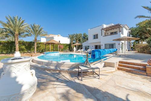 El Gouna Villa | Stunning villa with private heatable pool