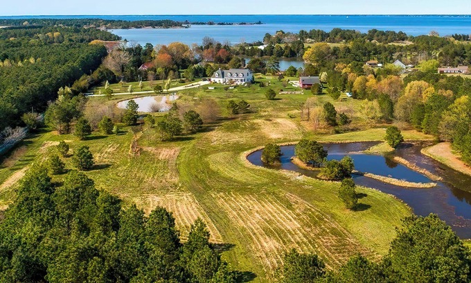 Cambridge House | Stunning Waterfront Eastern Shore Home,Pool & Hot Tub,15 Acres,15%off 7day stay
