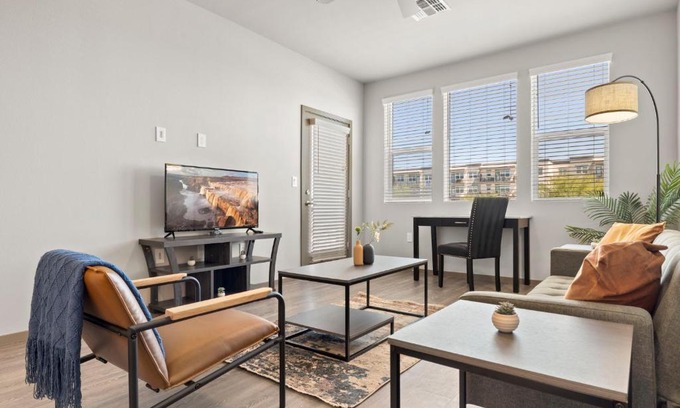 Glendale Sports and Entertainment District Apartment | Stunning Westgate CozySuites by stadium with pool 9