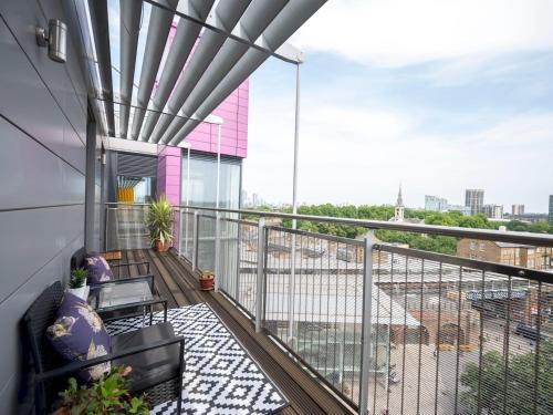 Deptford Apartment | Style comfort in heart of SE8 Deptford London Pass the Keys