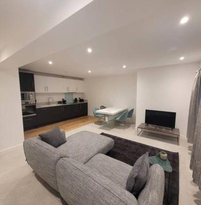Rochester Apartment | Stylish 1 Bed Flat Rochester