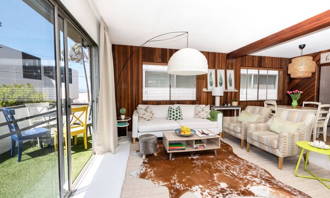 Silver Strand Apartment | Stylish 1-bedroom, Just Steps to Beach in Marina del Rey Peninsula