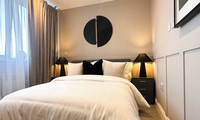 Wakefield Apartment | Stylish 1BD Flat, Calm, Light-Filled and Central