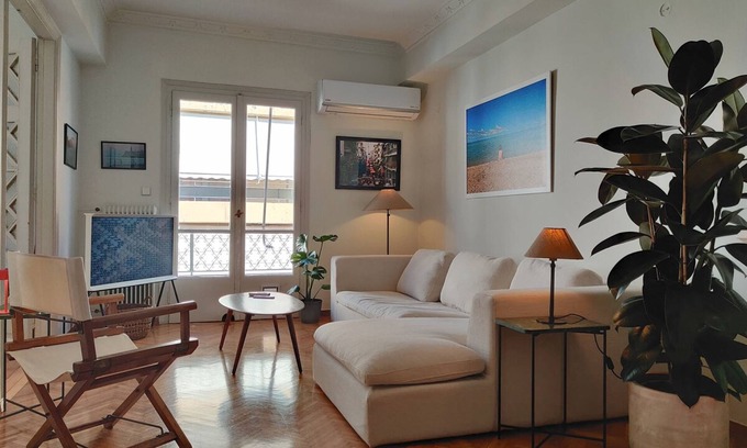 Exarhia Apartment | Stylish 1BR Apt With Retro Kitchen View Balcony