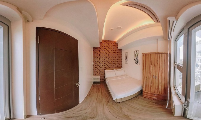 Mandurriao Condo | Stylish 1BR City Apartment