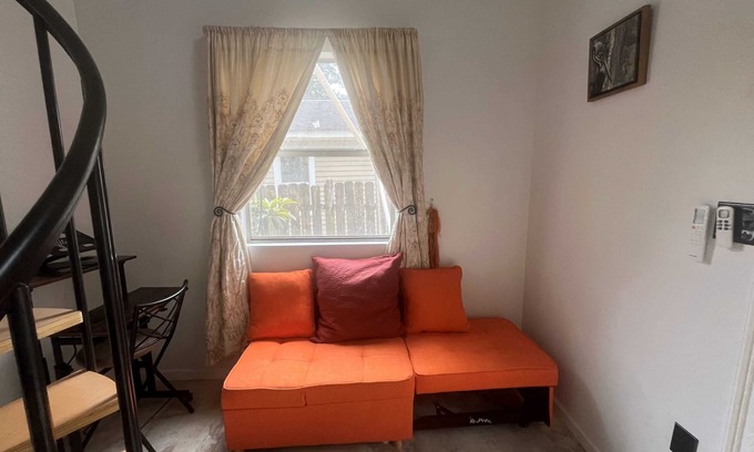 Freetown - Port Rico Apartment | Stylish 1BR Near Downtown & UL - Perfect for Couples & Solo Stays