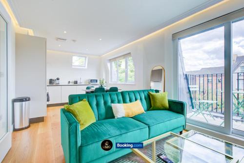 Acton Apartment | Stylish 2 Bedroom Flat By LS2G Short Lets & Serviced Accommodation Greater London With Balcony And Easy Central Access