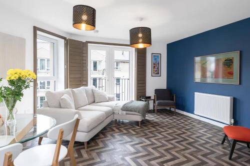 Gifford Apartment | Stylish 2Bed Flat Near Arthur's Seat and Waverley Station