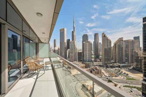 Downtown Dubai Apartment | Stylish 2BR Apt in 5 Star Hotel with Burj Khalifa Views