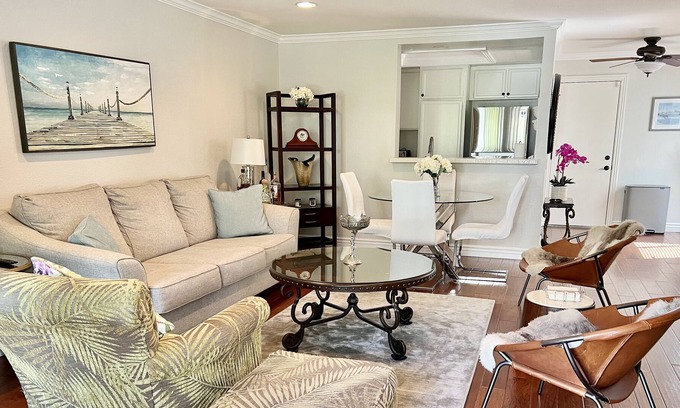 Aliso Viejo Condo | Stylish 2BR laguna Condo with Pool&Tennis Courts