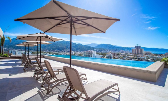 Diaz Ordaz Condo | Stylish 2BR Retreat in Versalles
