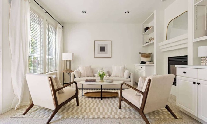 Oak Hills House | Stylish 3 Bedroom Family Home