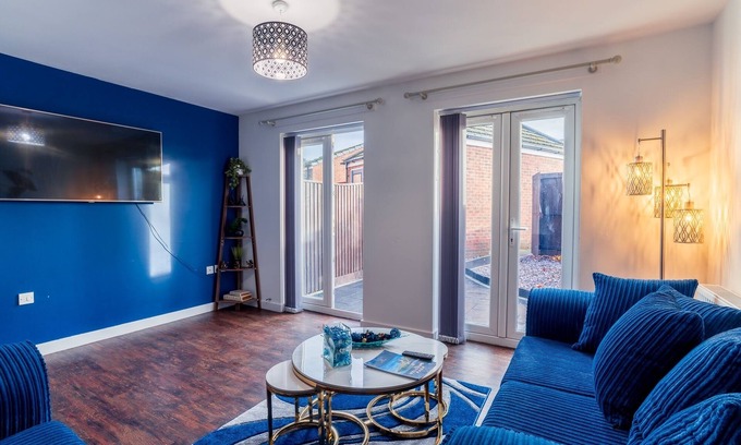 Framwellgate Moor House | Stylish 3-bedroom House With Parking - Sleeps 6
