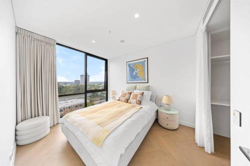Macquarie Park Apartment | Stylish 3 bedrooms with Stunning Views & 3mins to Macquarie Shopping Center
