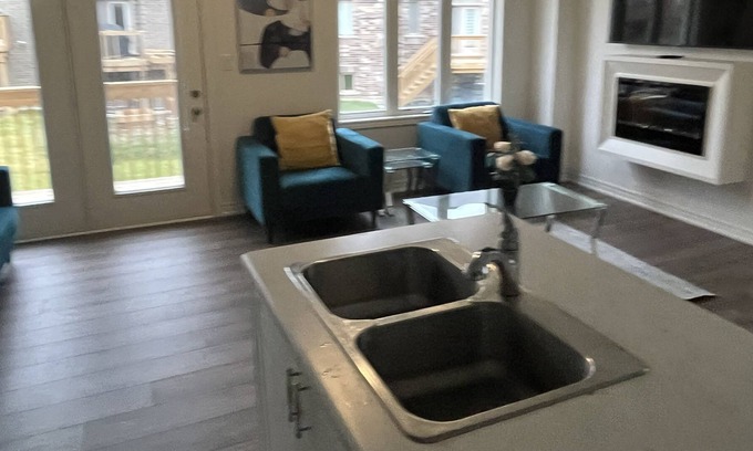 Watertown House | Stylish 4BR BRAND NEW Home in Waterdown, Hamilton!