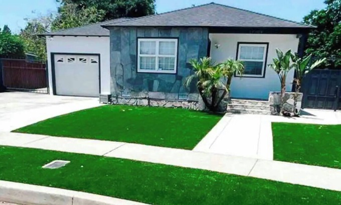 Tarzana House | Stylish and Charming House with Private Backyard, Deck & Patio