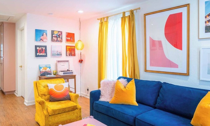 Holly House | Stylish, Artsy Bungalow, W/Patio - Central East Austin - 3BR - Pet Friendly!
