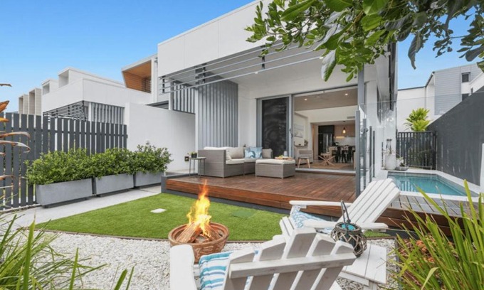 Kingscliff Villa | Stylish Beach Villa