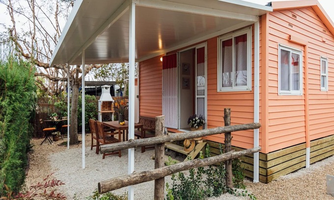 Miami Platja Ski Chalet | Stylish Chalet in Mont-roig