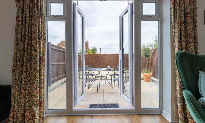 Crewe House | Stylish Cheshire Townhouse