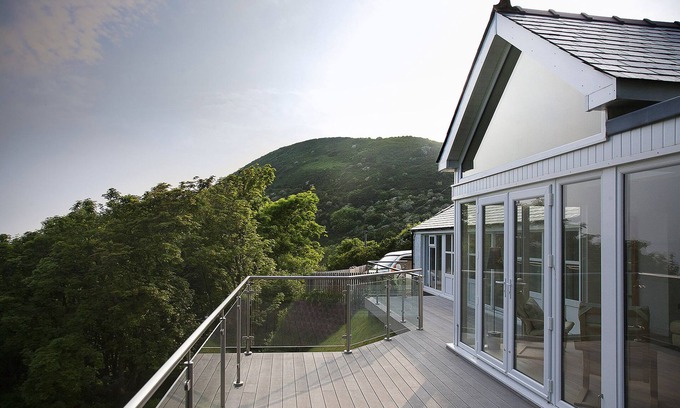 Tan-y-groes House | Stylish Coastal retreat