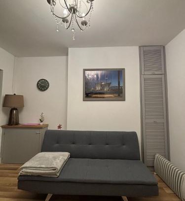 Belfast Apartment | Stylish & Cozy 2-Bed Entire Home
