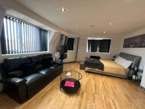 Bordesley Apartment | Stylish Cozy 5-Apartments - Birmingham Central