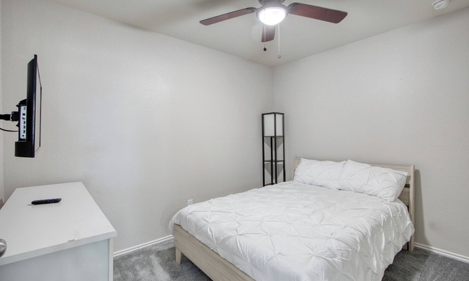 Central Southwest House | Stylish, cozy and centrally located oasis.