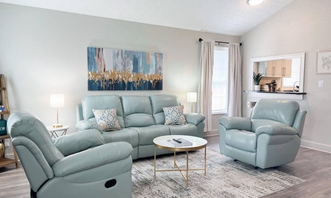 Norcross House | Stylish Duplex! New Remodel! Minutes from Atlanta!