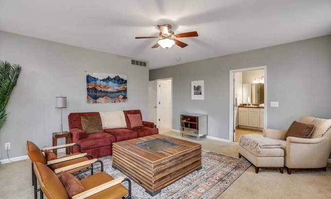 Brush Park Apartment | Stylish Heritage Apartment with an Outdoor Deck!