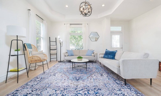 Springfield Apartment | Stylish Historic 2BR | Near Stadium & Downtown!