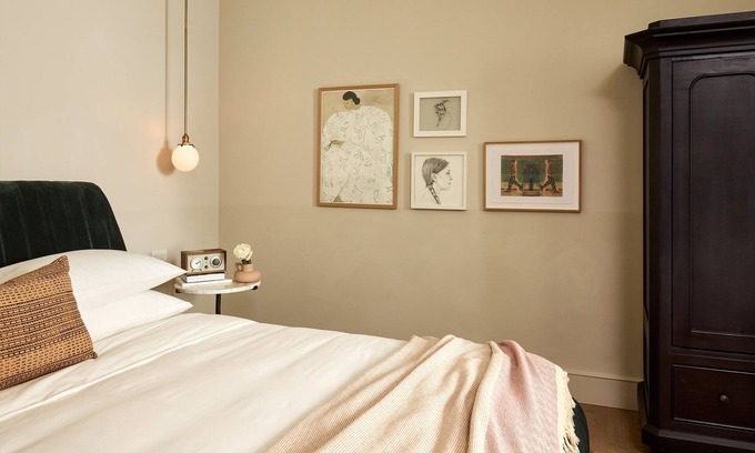 Fishtown Hotel | Stylish King Room in Fishtown’s Artistic Landmark Hotel