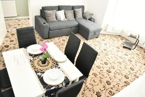 Harrow Road Apartment | Stylish Luxury Flat In Central London