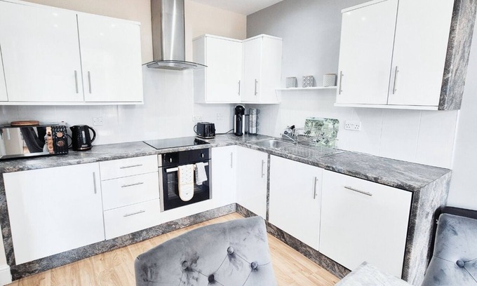 Nottingham Apartment | Stylish & Modern 2BR Flat