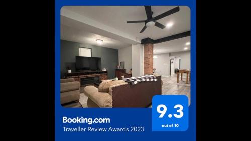 Cleveland House | *Stylish Pet Friendly 3 Bedroom House*