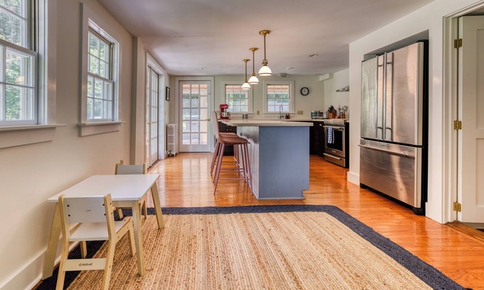 Egremont House | Stylish Retreat; Pool & Hot Tub By:Evergreen Home